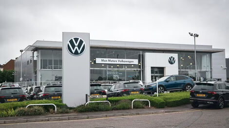 Mon Motors Volkswagen Bristol