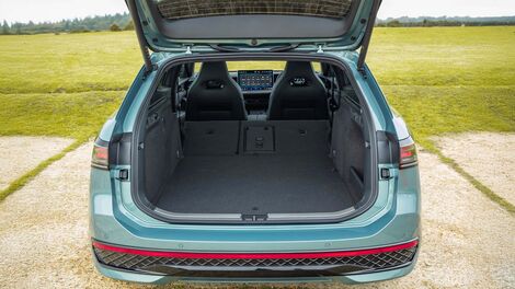 Volkswagen Passat Rear Seats Folded Down