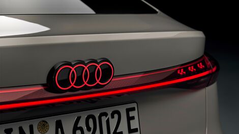 Illuminated Audi Rings: A first for Audi