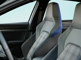 Volkswagen Golf GTE Seats