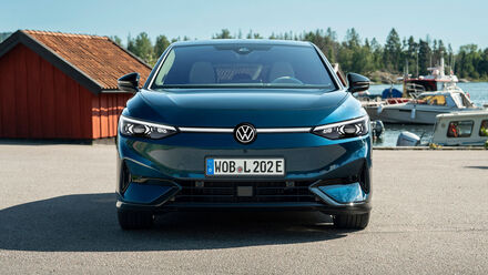 Volkswagen ID.7 Front Photo