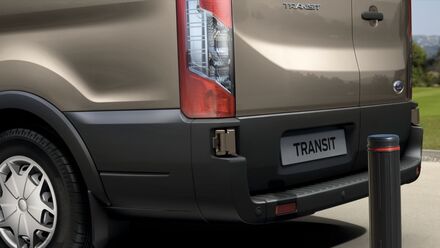 Ford Transit™ Double Cab-in-Van