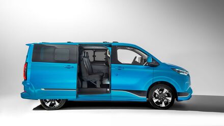 Ford E-Transit™ Custom® Double Cab-in-Van