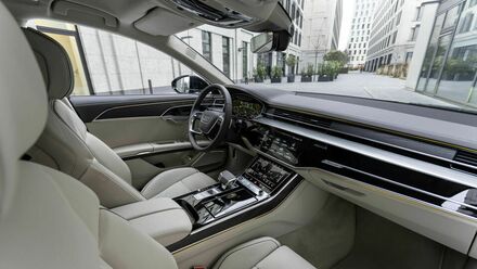 Audi A8 L TFSI e