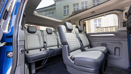 Volkswagen Transporter Shuttle