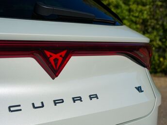 CUPRA Leon Estate e-HYBRID
