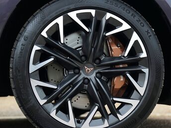 CUPRA Terramar e-HYBRID