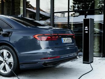 Audi A8 TFSI e