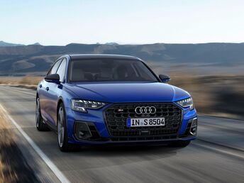 Audi S8
