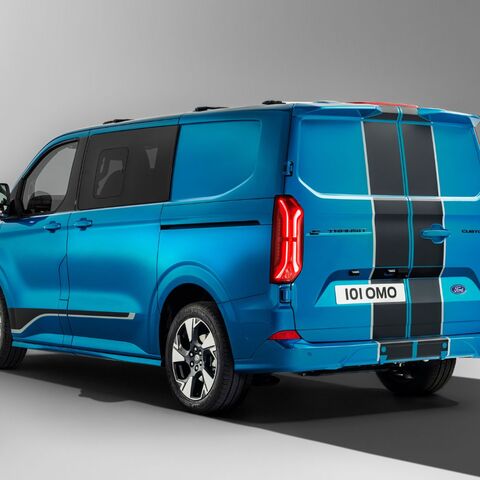 Ford E-Transit™ Custom® Double Cab-in-Van