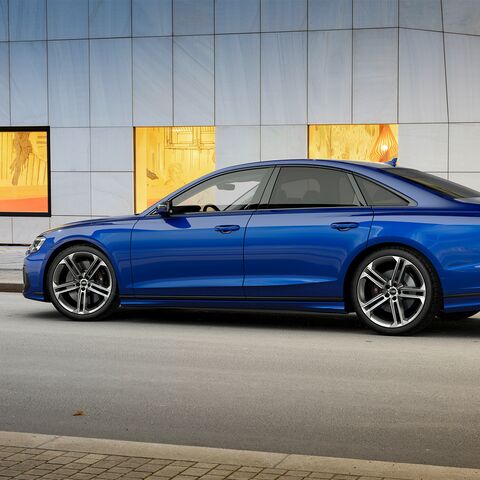Audi S8