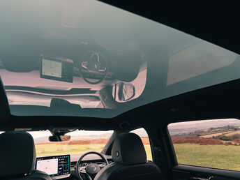 Volkswagen ID.7 Panoramic Glass Roof
