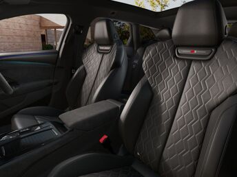 Audi S6 Avant e-tron