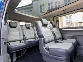 Volkswagen e-Transporter Shuttle