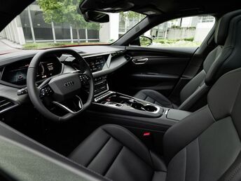 Audi e-tron GT quattro