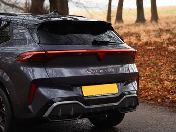 CUPRA Terramar e-HYBRID