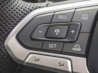 Volkswagen Passat Plug-in Hybrid