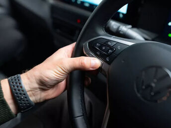 Volkswagen e-Transporter Shuttle