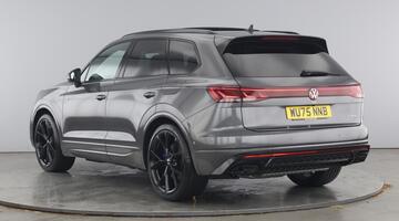 2025 Volkswagen 3.0 V6 TSI eHybrid 14.3kWh R Tiptronic 4Motion Euro 6 5-door (Grey) - Image: 3