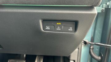 2025 Volkswagen TSI eHybrid 19.7kWh R-Line DSG Euro 6 5-door (Green) - Image: 21