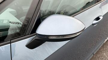 2020 Volkswagen Pro Performance 58kWh Family Auto 5-door (Blue) - Image: 30