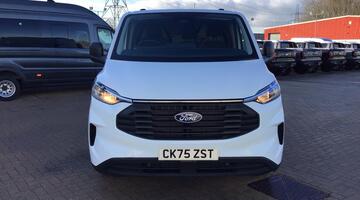 2025 Ford 2.0 320 EcoBlue Trend Auto L1 H1 Euro 6 5-door (White) - Image: 20