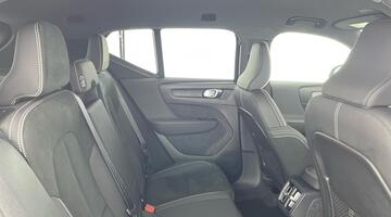 2025 Volvo 2.0 B4 MHEV Plus DCT Auto Euro 6 5-door (Blue) - Image: 9