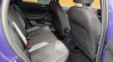 2023 Volkswagen 1.0 TSI R-Line Euro 6 5-door (Unlisted) - Image: 9