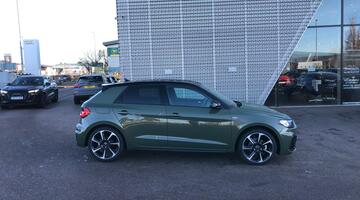 2025 Audi TFSI 35 Black Edition Sportback S Tronic Euro 6 5-door (Green) - Image: 4