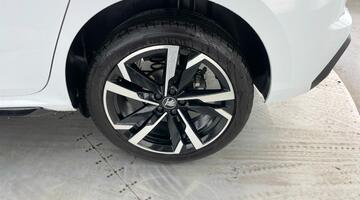 2025 Škoda 1.0 TSI Monte Carlo Edition DSG Euro 6 5-door (White) - Image: 37