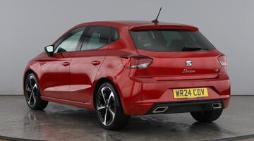2024 SEAT 1.0 TSI FR Sport Euro 6 5-door (Red) - Image: 3