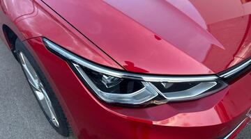 2022 Volkswagen TSI Style Euro 6 5-door (Red) - Image: 9