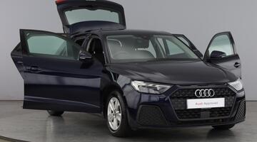 2019 Audi 1.0 TFSI 25 Technik Sportback Euro 6 5-door (Blue) - Image: 9