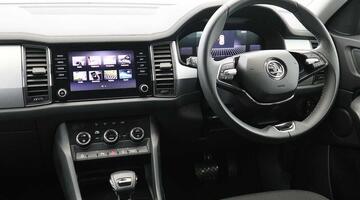 2024 Škoda TSI ACT SE Drive DSG Euro 6 5-door (7 Seat) (Black) - Image: 2