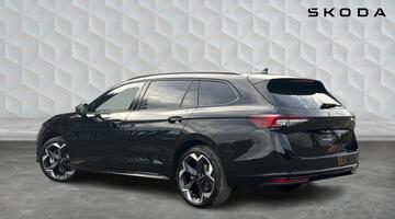2025 Škoda 2.0 TSI SportLine DSG Euro 6 5-door (Black) - Image: 3