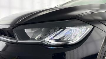 2023 Volkswagen 1.0 TSI Life Euro 6 5-door (Black) - Image: 38