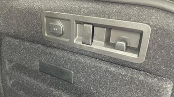 2023 Škoda 2.0 TDI SE L DSG Euro 6 5-door (Silver) - Image: 31