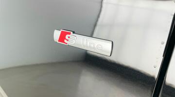 2022 Audi 2.0 TDI 40 S line S Tronic quattro Euro 6 5-door (Black) - Image: 39