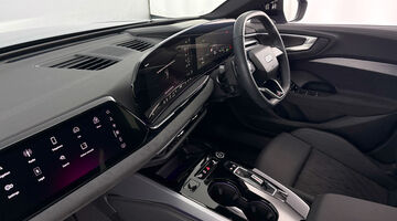 2025 Audi 2.0 TFSI Edition 1 S Tronic Euro 6 5-door (Blue) - Image: 2