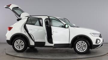 2022 Volkswagen TSI Life Euro 6 5-door (White) - Image: 10