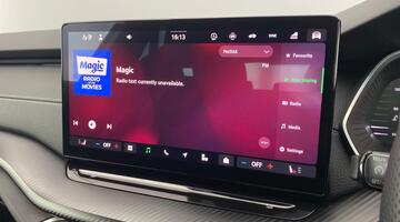 2025 Škoda TSI ACT SportLine Euro 6 5-door (Silver) - Image: 15