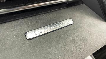 2025 Audi 2.0 TFSI Black Edition Sportback S Tronic quattro Euro 6 5-door (Red) - Image: 38