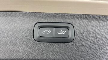 2022 Volvo 2.0 B5 MHEV Plus Auto 4WD Euro 6 5-door (Unlisted) - Image: 31