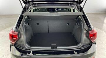 2022 Volkswagen 1.0 TSI Life Euro 6 5-door (Black) - Image: 29