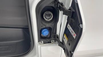 2025 Volkswagen 2.0 TDI T28 Commerce Plus FWD SWB Euro 6 5-door (Grey) - Image: 34