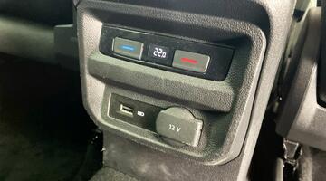 2019 Volkswagen 2.0 TDI Match 4Motion Euro 6 5-door (Silver) - Image: 29