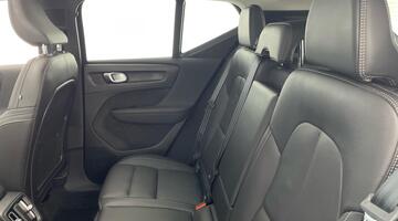 2025 Volvo 2.0 B3 MHEV Ultra Bright DCT Auto Euro 6 5-door (Blue) - Image: 34