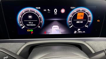 2025 Volkswagen ETSI MHEV R-Line DSG Euro 6 5-door (Multicolour) - Image: 15