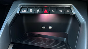 2025 Audi TFSI 35 Black Edition Sportback S Tronic Euro 6 5-door (White) - Image: 31