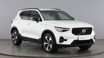 2024 Volvo 2.0 B3 MHEV Plus DCT Auto Euro 6 5-door (White) - Image: 1